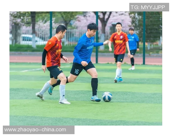 足球明星的声音：他们如何用嘴巴传递激情与梦想